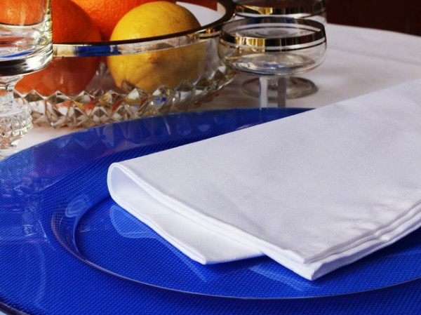 12 Stoffservietten Klara, weiß, ohne Muster, 50x50